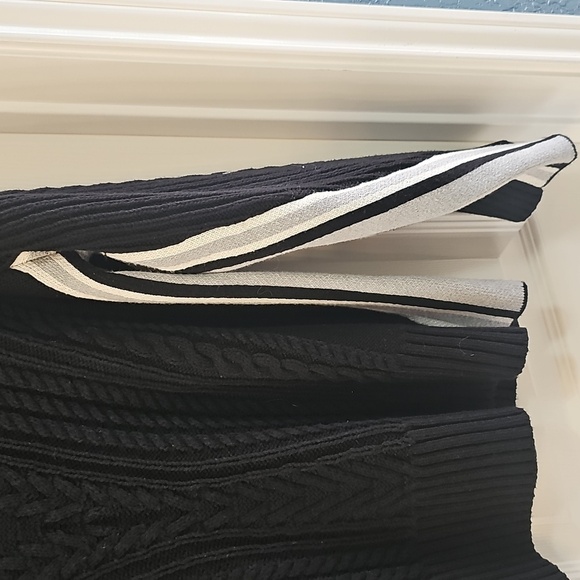 NWT Halogen Mixed Cable Mock Neck Sweater Rich Black Large - Picture 7 of 13